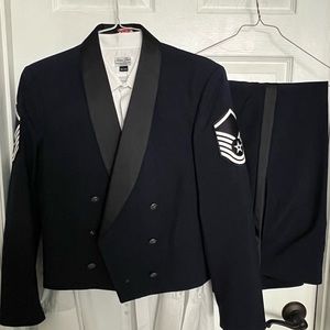 US Air Force men’s enlisted mess dress 42 regular
